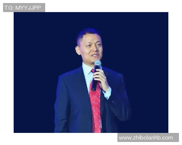 钟诚的成长之路：从平凡到卓越的奋斗与坚持